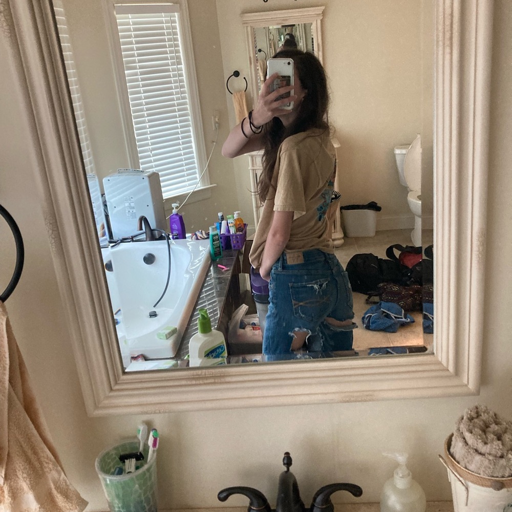 Cheeky American Eagle Jeans - Picture 6 of 6